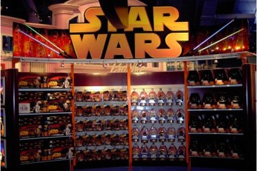 More interesting new toys coming for Force Friday