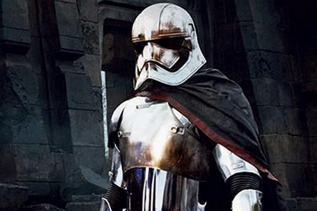 New Force Awakens lunch bag with Captain Phasma on Walmart.com