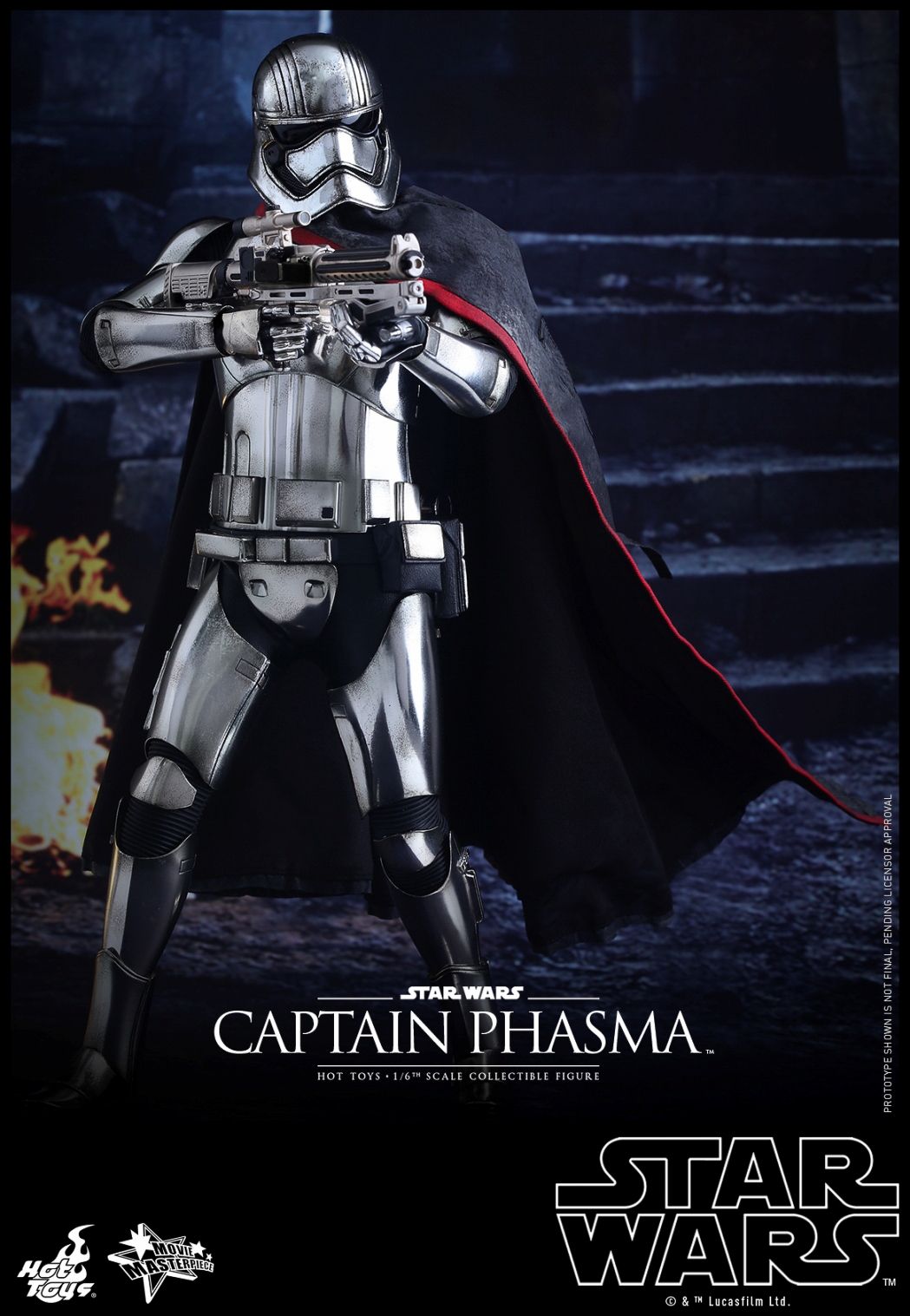 Hot-Toys-The-Force-Awakens-1-6-scale-Captain-Phasma-002