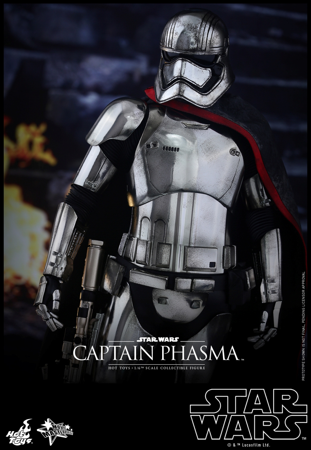 Hot-Toys-The-Force-Awakens-1-6-scale-Captain-Phasma-004