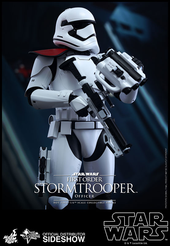 FO-stormtrooper-officer-sixth-scale-hot-toys-2