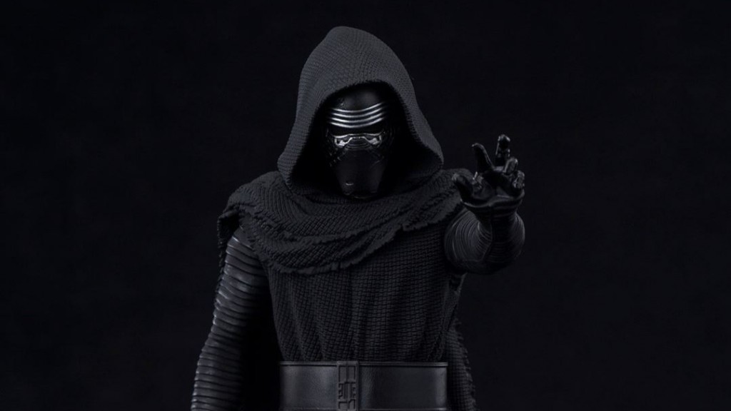 New Kylo Ren model kit statue revealed