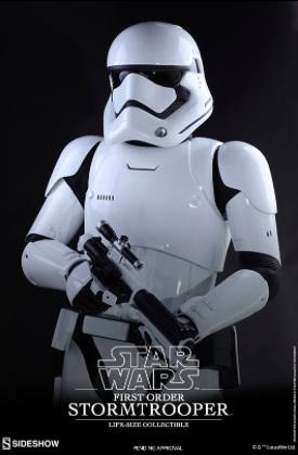 FO Stormtrooper life-sized figure 6