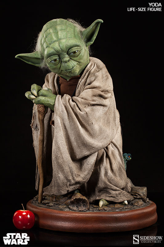 star-wars-yoda-life-size-figure-2