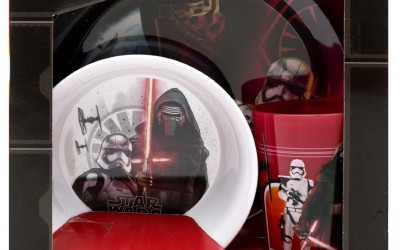 New Force Awakens Mealtime 3-Piece set available on Walmart
