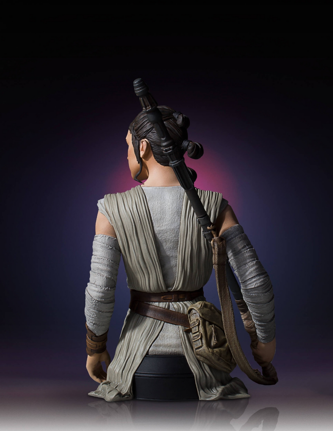 GG Rey mini bust 5
