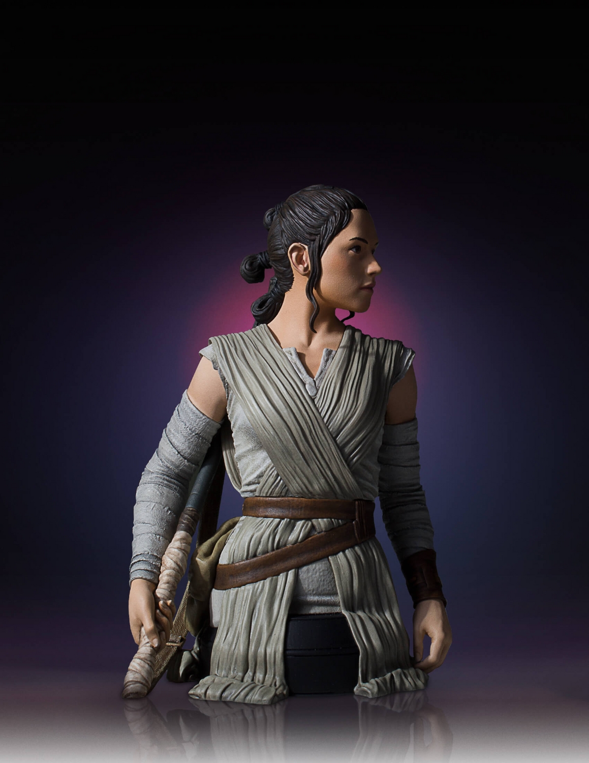 GG Rey mini bust 6