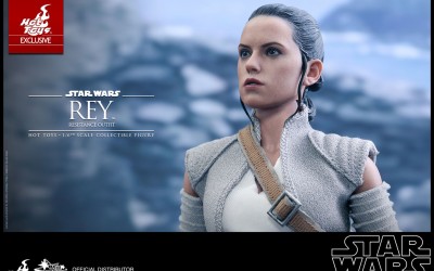 New exclusive 1/6th scale figure of Rey (in her Resistance Outfit) from Hot Toys available for pre-order