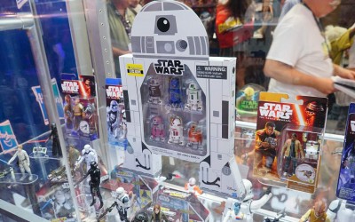 Comic-Con Display Shows off brand new 3.75" action figures!