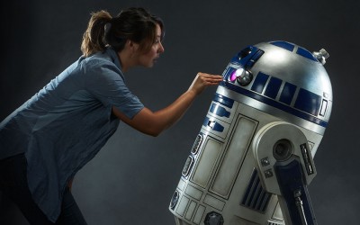 Life-Sized R2-D2 Action Figure now available for pre-order, price revealed