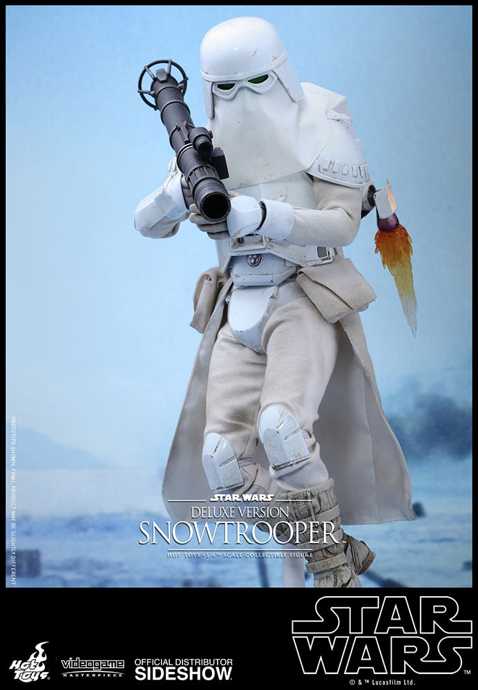 Star-Wars-Battlefront-Snowtrooper-Deluxe-figure-04