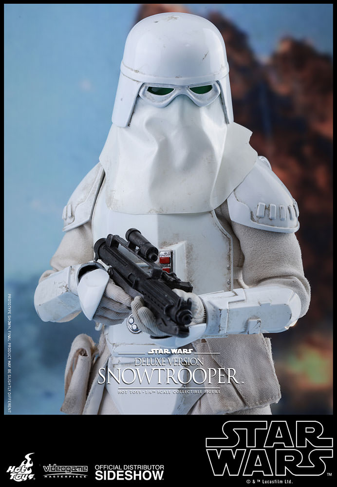 Star-Wars-Battlefront-Snowtrooper-Deluxe-figure-08