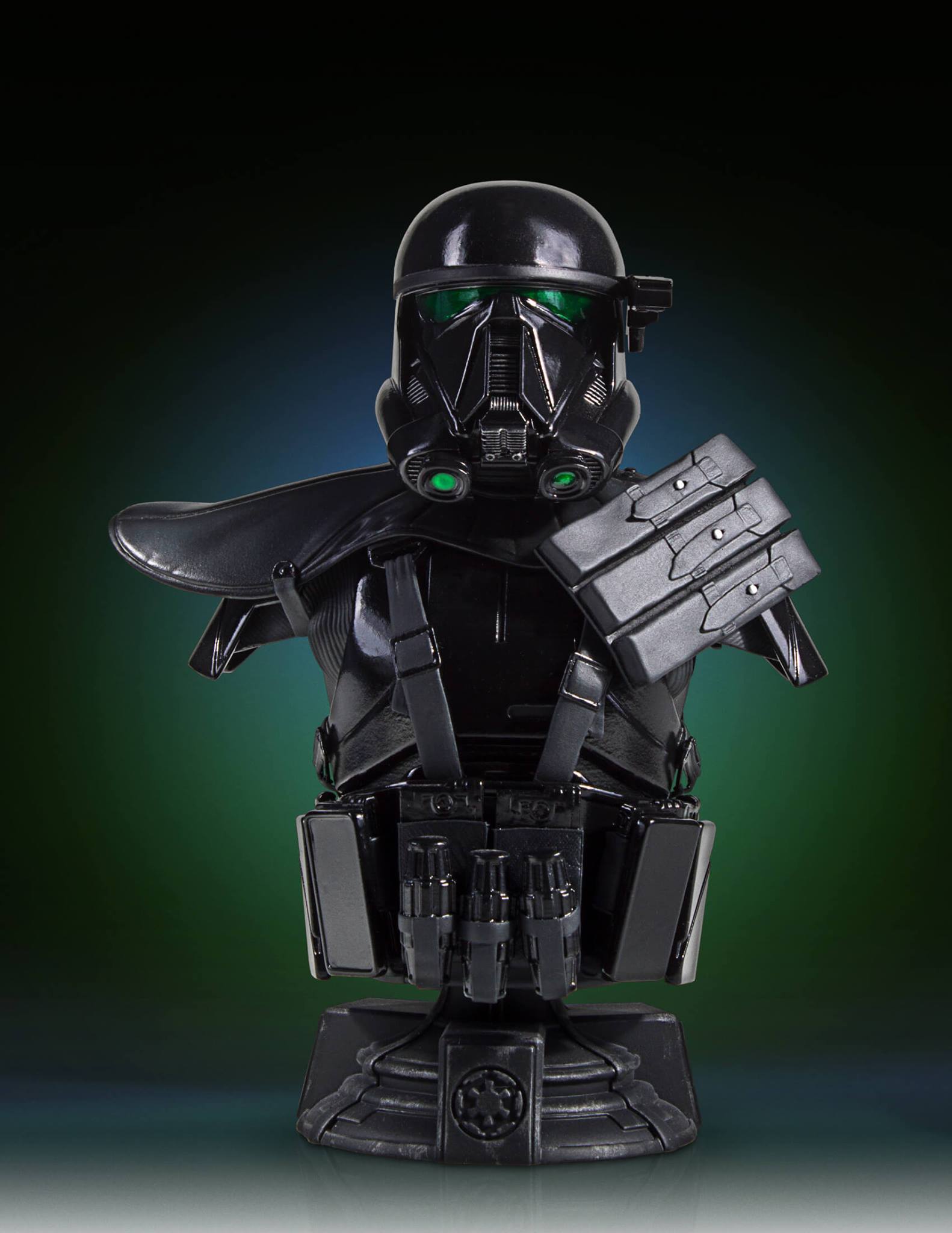 RO-Gentle-Giant-Ltd-Death-Trooper-Specialist-MB-01