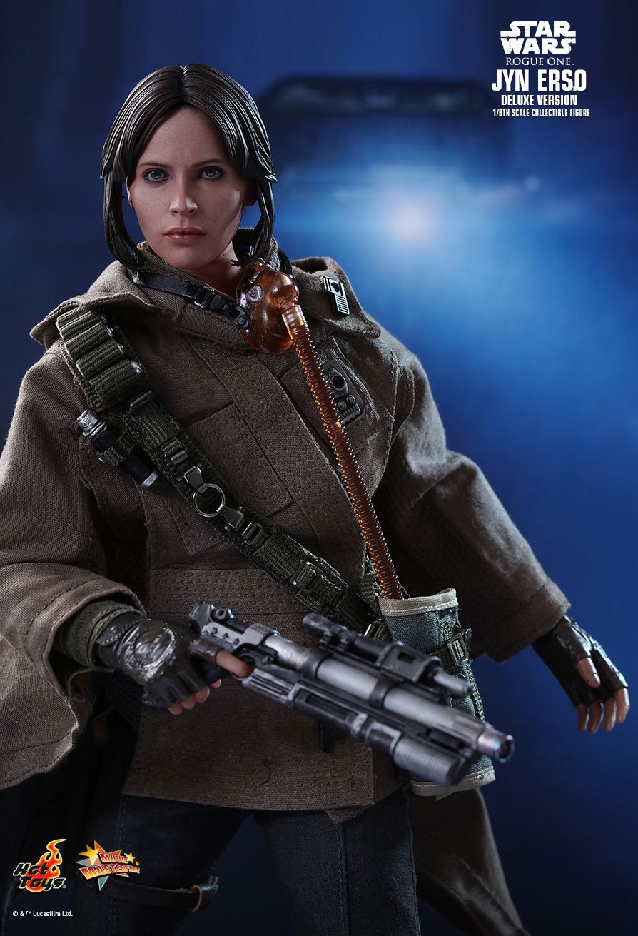 RO-Jyn-Erso-deluxe-1/6th-scale-figure-02