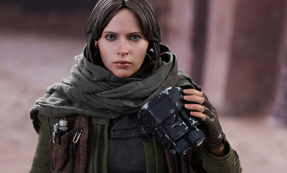 RO-Jyn-Erso-deluxe-sixth-scale-figure-00
