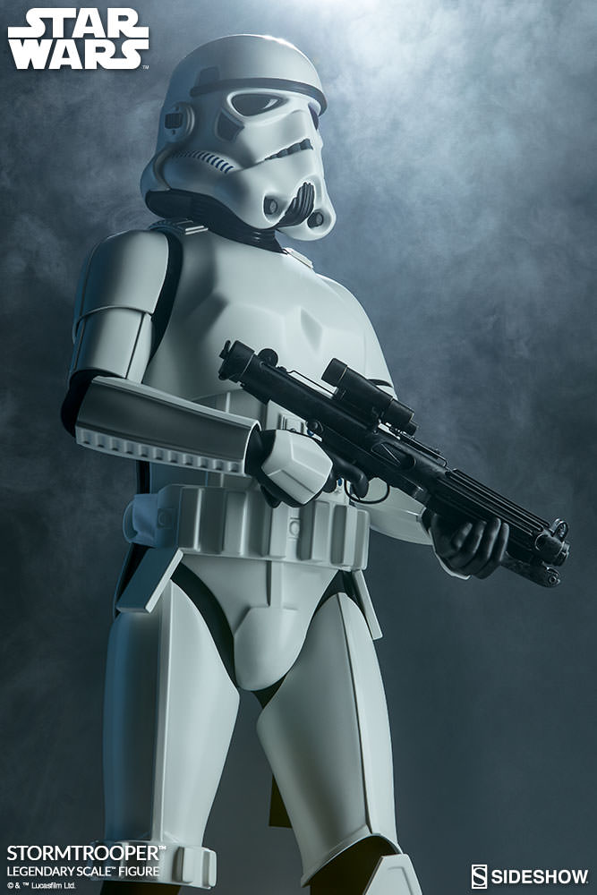 Stormtrooper-legendary-scale-figure-05