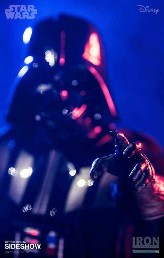Darth Vader Statue 04