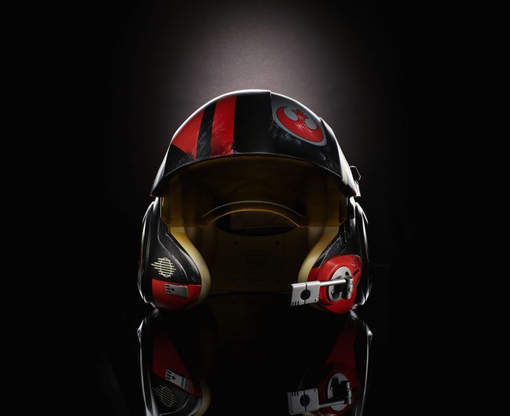 FA (TLJ) Poe Dameron Electronic Helmet 3