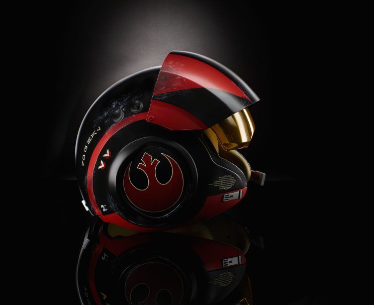 FA (TLJ) Poe Dameron Electronic Helmet 1