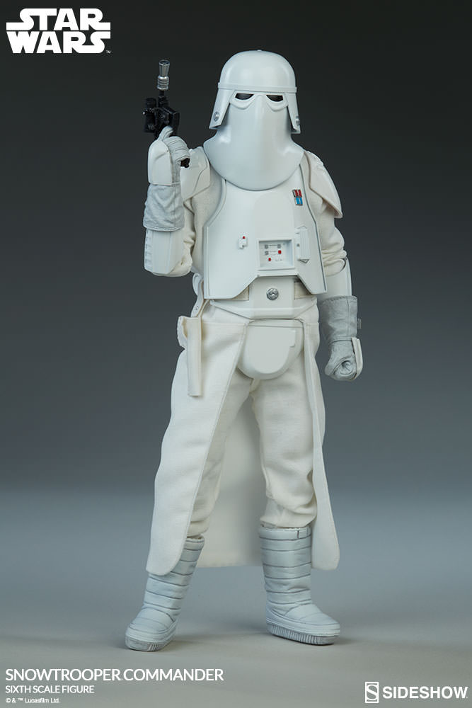 Snowtrooper-commander-sixth-scale-figure-06