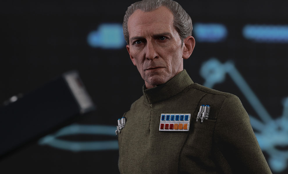 Grand-Moff-Tarkin-sixth-scale-figure-01