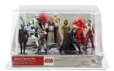 New Last Jedi Deluxe Figure Play Set available on Walmart.com