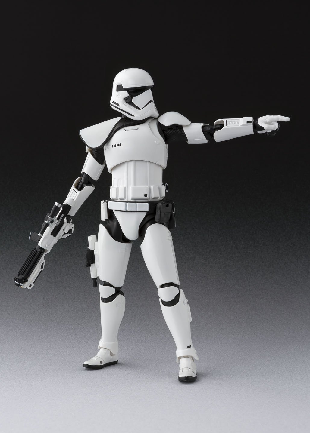 TLJ S. H. Figuarts First Order Stormtrooper figure 4