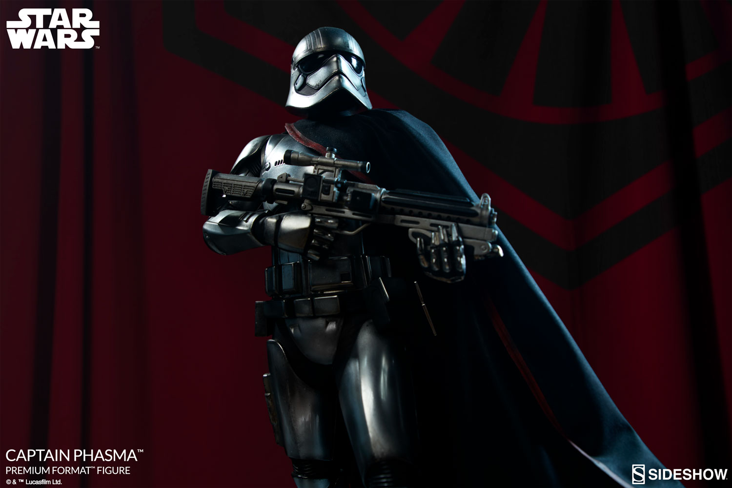 Captain-Phasma-premium-format-figure-02