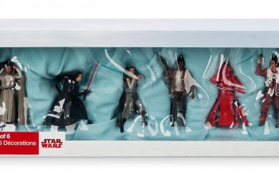 New Last Jedi Ornament Set available on Walmart.com