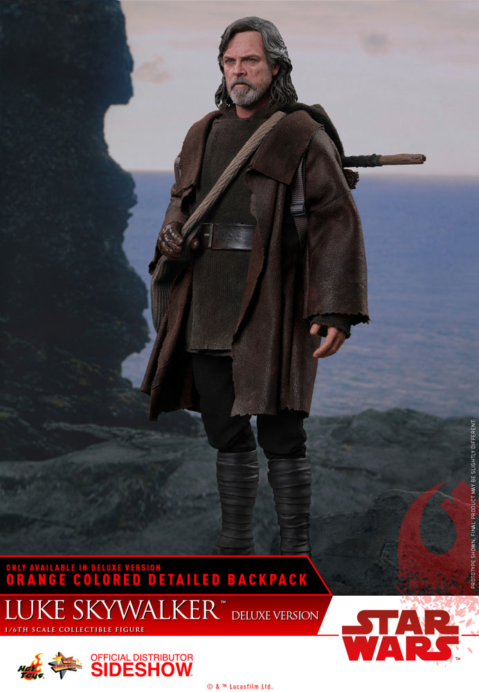 TLJ_Luke-Skywalker-deluxe-sixth-scale-figure-07