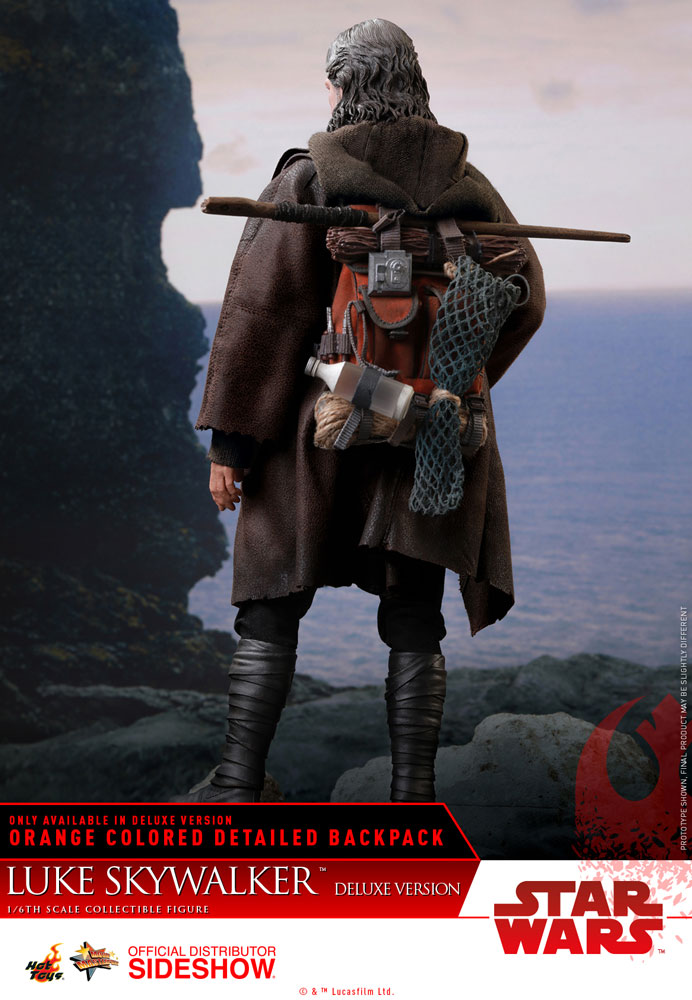 TLJ_Luke-Skywalker-deluxe-sixth-scale-figure-08