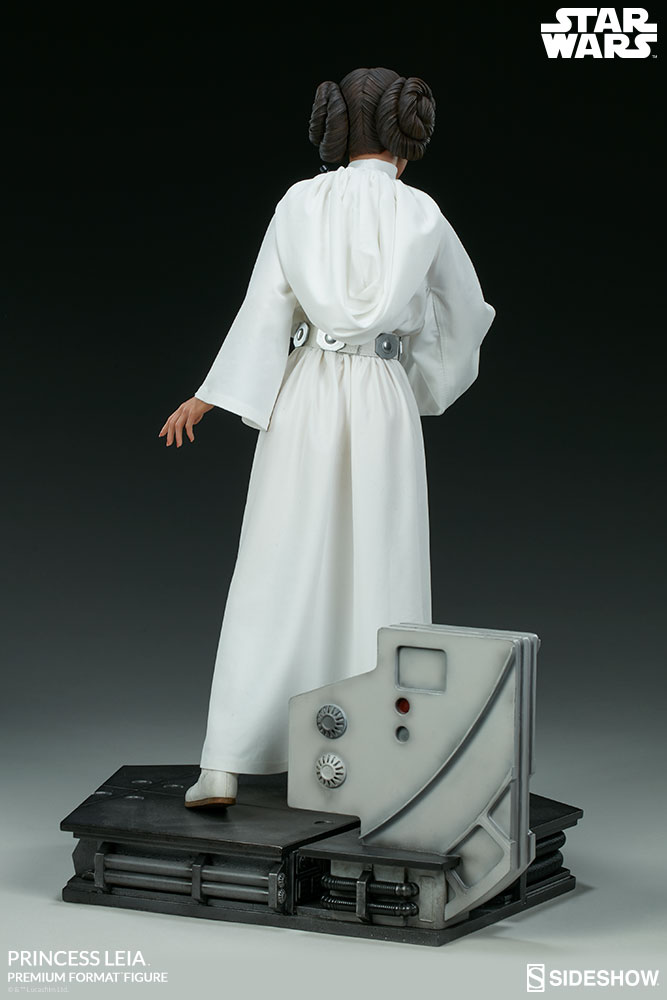 ANH Princess Leia Premium Format Figure 6