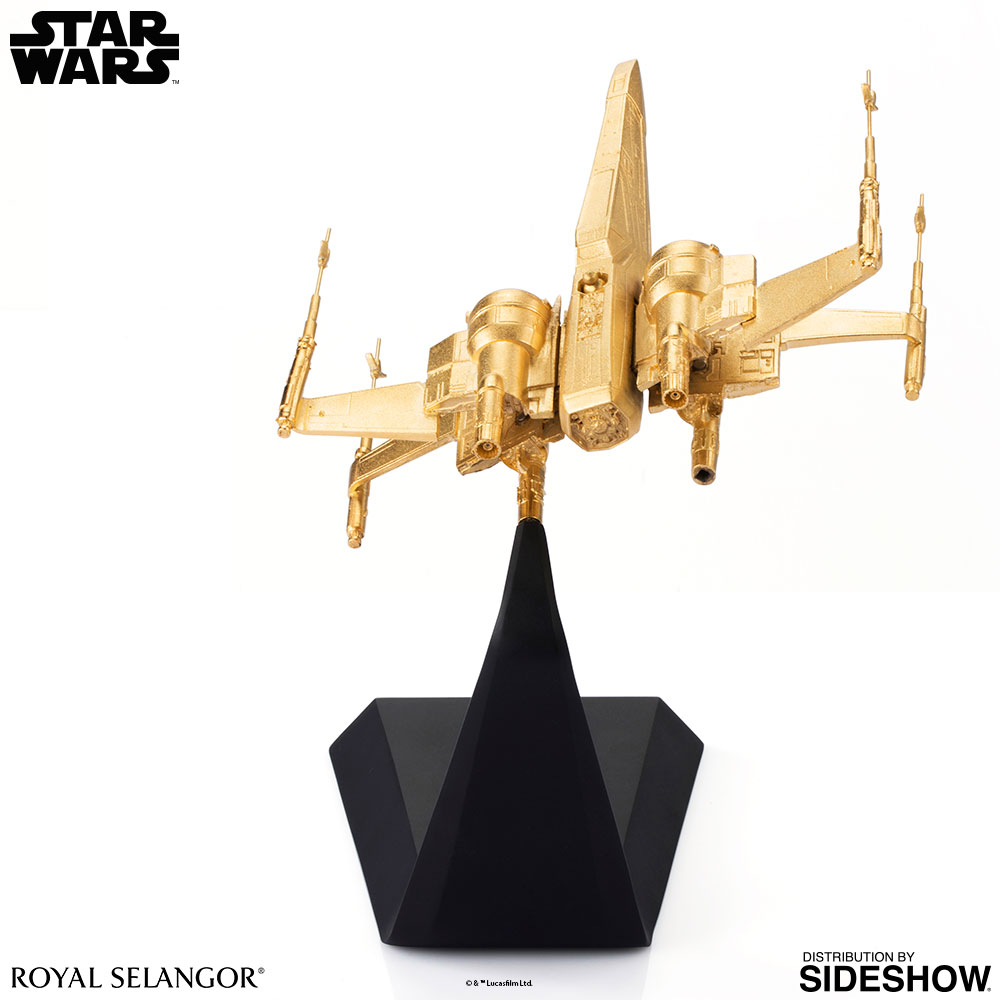 SW-Gilt-X-Wing-Starfighter-scaled-replica-06