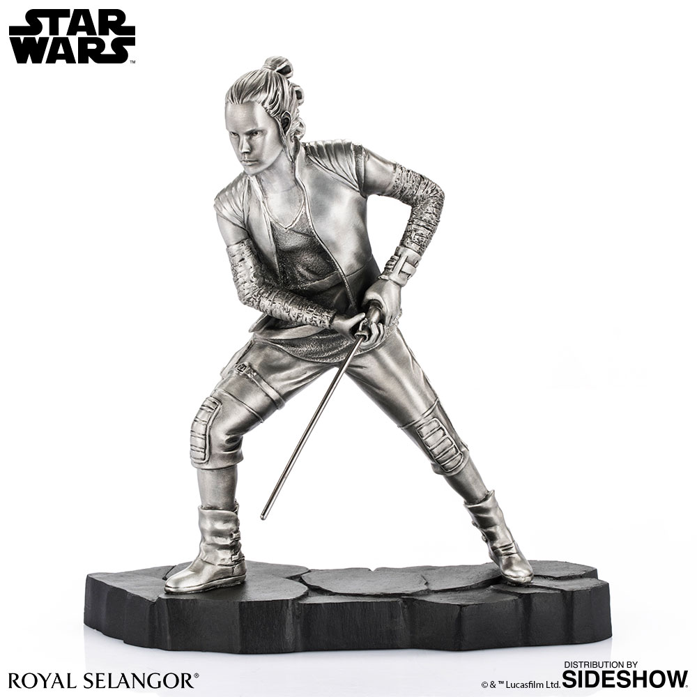 TLJ-Rey-figurine-pewter-collectible-02