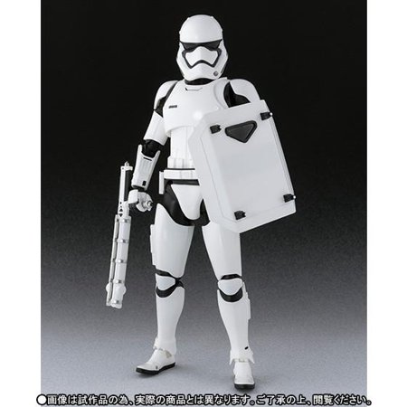 TFA S.H. Figuarts First Order Stormtrooper Figure 3