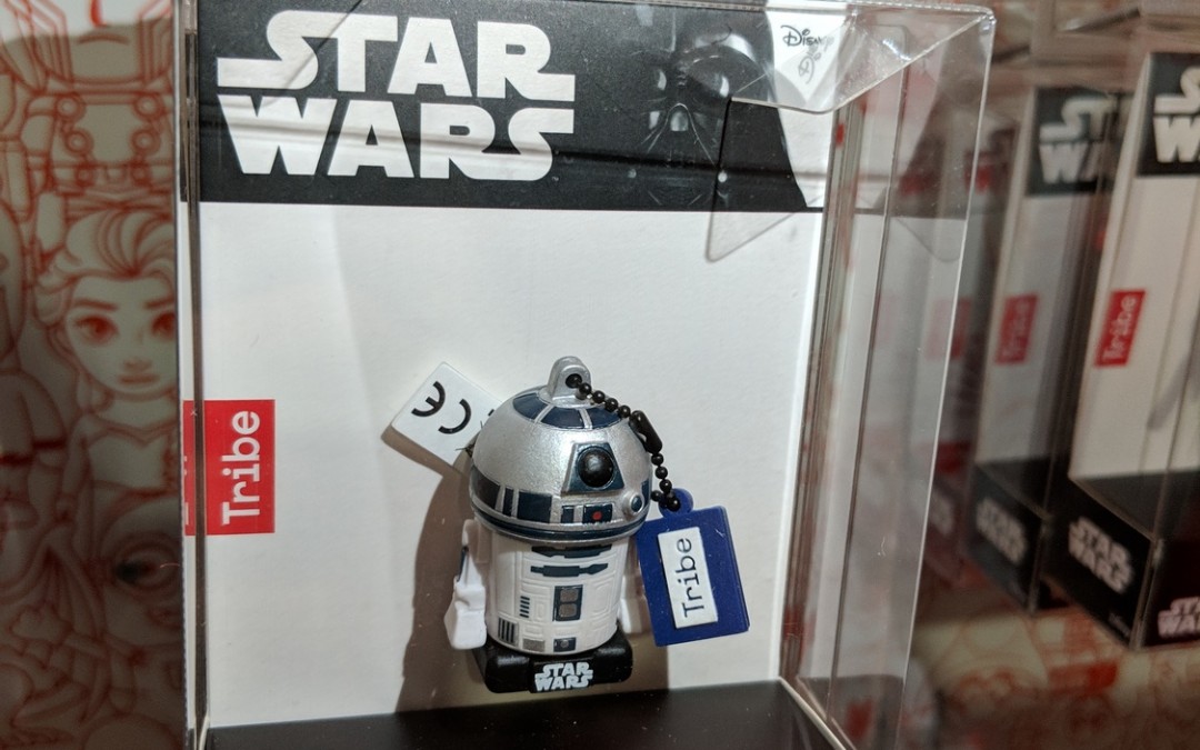2019 International Toy Fair Star Wars BlueTooth Speakers, Headphones, and Flash Drives Preview!