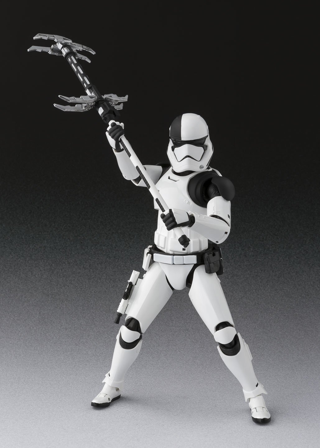 TLJ S.H. Figuarts First Order Executioner Trooper Figure 2