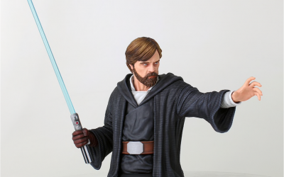 New Last Jedi Luke Skywalker (Crait) Mini Bust available for pre-order!