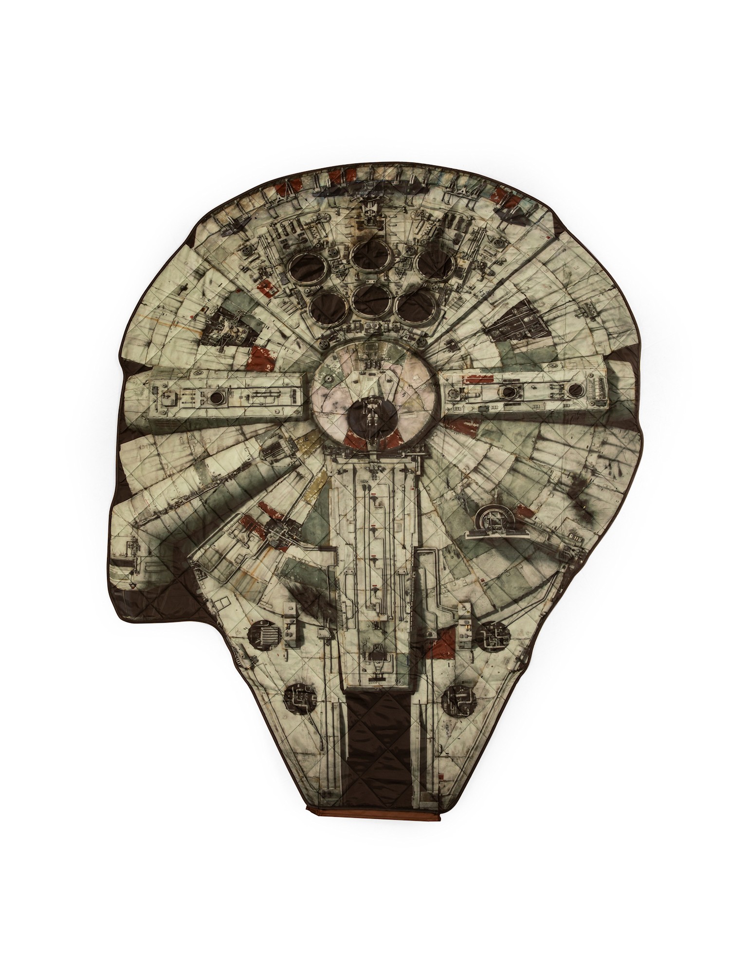 SW Millennium Falcon Picnic Blanket and Chewbacca Messenger Bag 2