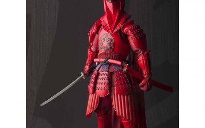 New Return of the Jedi Royal Guard Akazonae Figure now available!