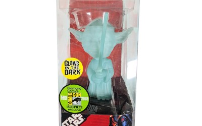 New Star Wars Funko Pop! Yoda Bobble Head Figure available!