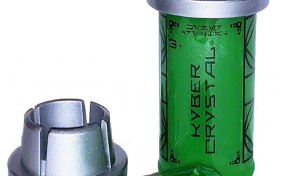 New Star Wars Galaxy's Edge Green Kyber Crystal available!