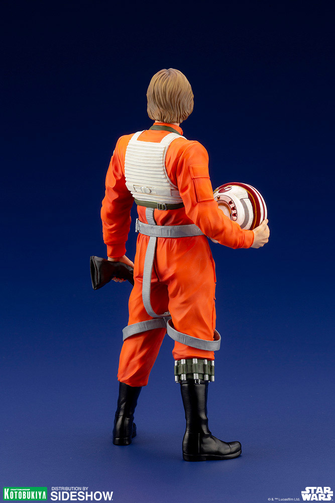 ANH-Luke-Skywalker-x-wing-pilot-04