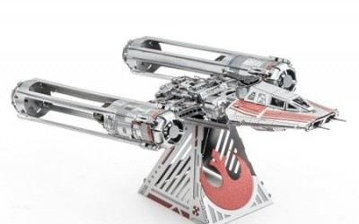New Rise of Skywalker Zorii's Y-Wing Fighter 3D Metal Model Kit in stock!