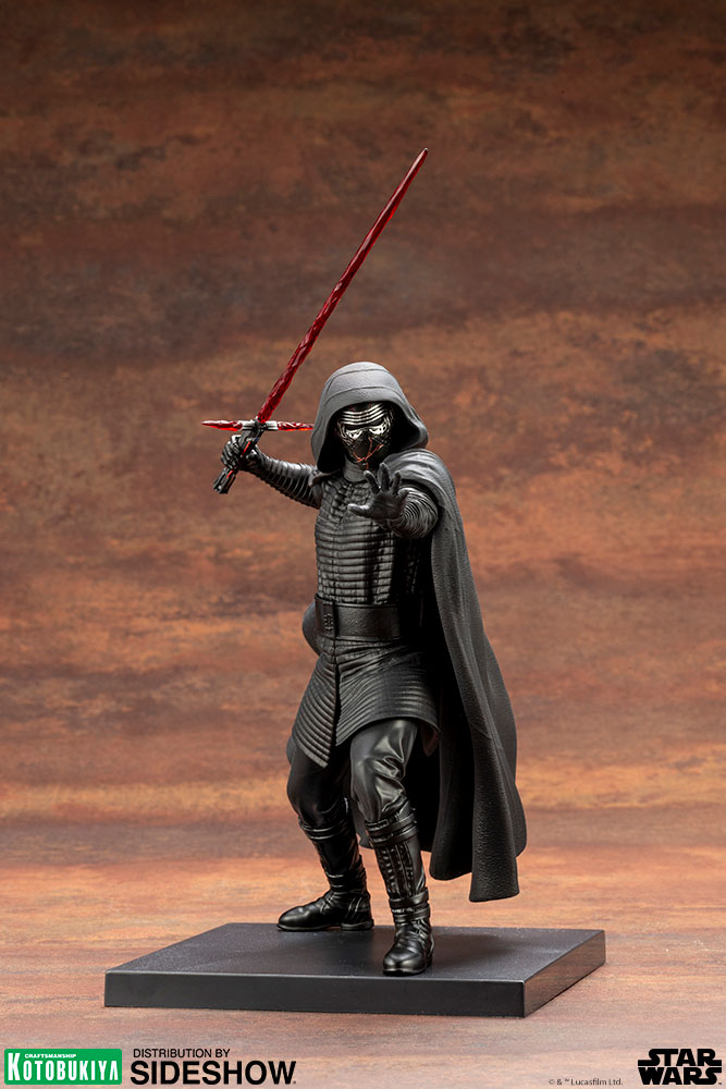 kylo-ren-ARTFX+-Statue-02