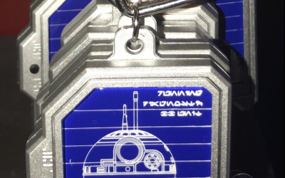 New Galaxy's Edge R2-D2 & BB-8 Skematic Sketch Light Up Keychain available!