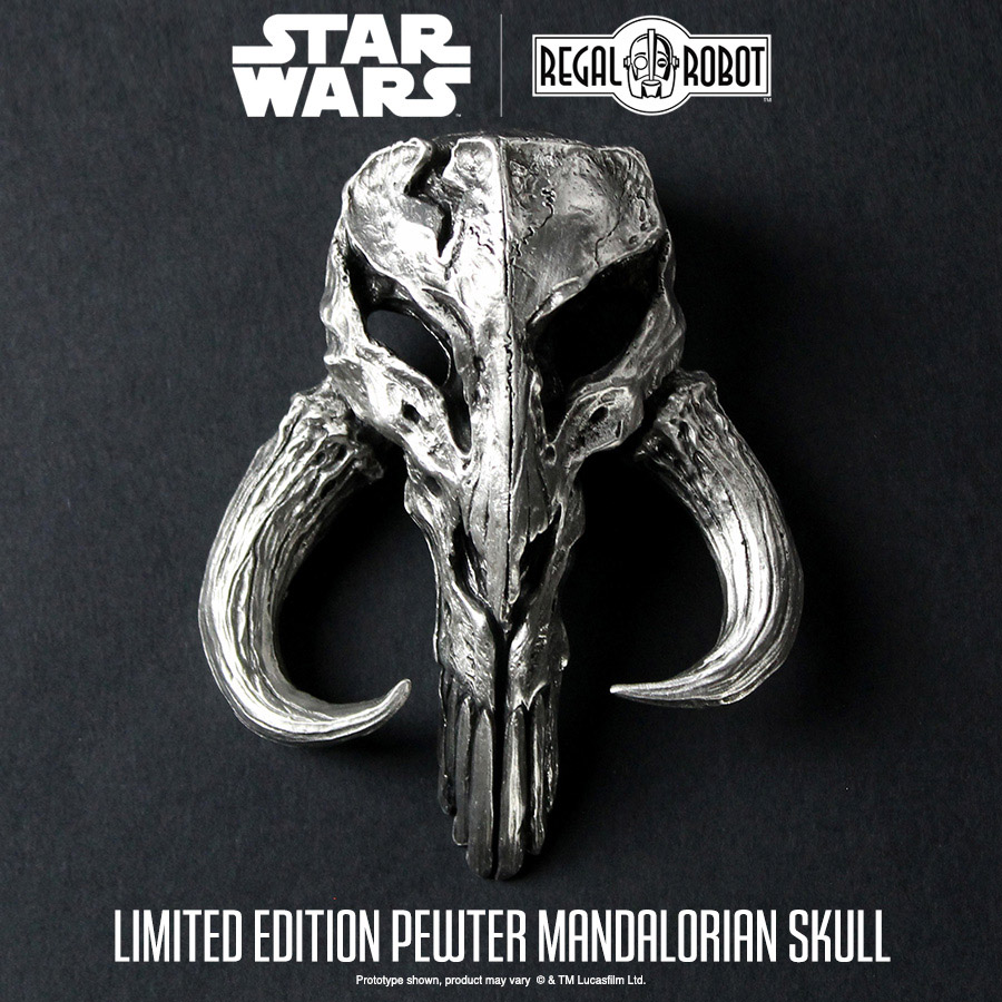 TM Pewter Mandalorian Skull Mini Sculpture 2