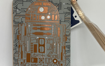 New Galaxy's Edge BB-8 & R2-D2 Smartphone Case available!