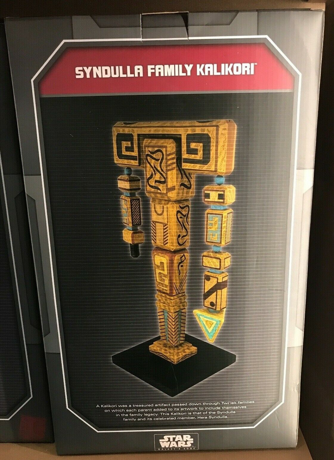 SWGE Syndulla Family Kalikori Figurine 2