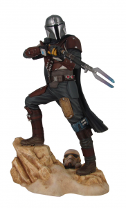 mando statue